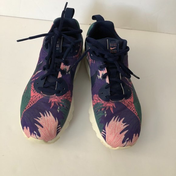 Nike 844890 Womens Air Max Motion Print Runners - Picture 2 of 5